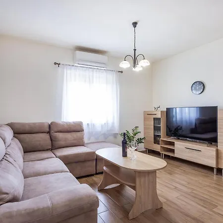 度假居 3 Bedroom In 沃德年